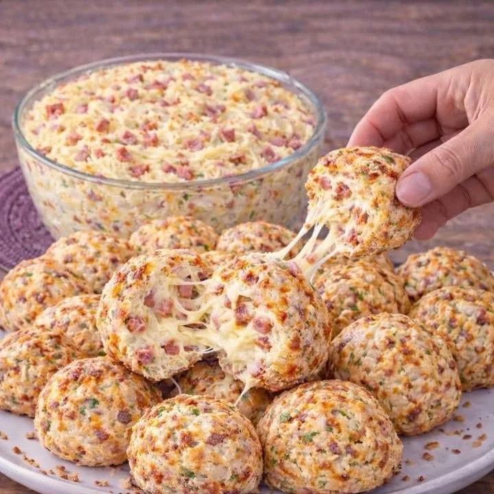 Pizza-Bällchen mit Käse